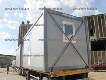 case ieftine din containere